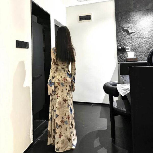 Babes Vintage Butterfly Print Long Sleeve Dress | 8008 - Image 4