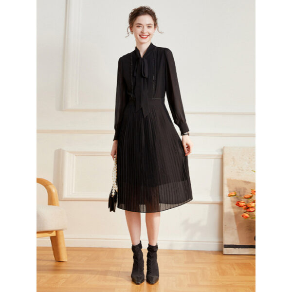 Diamond Imitation Chain Simple Pressed Pleated Long Skirt Long Sleeve Dress | 8010 - Image 4
