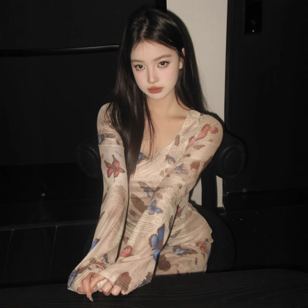 Babes Vintage Butterfly Print Long Sleeve Dress | 8008 - Image 2