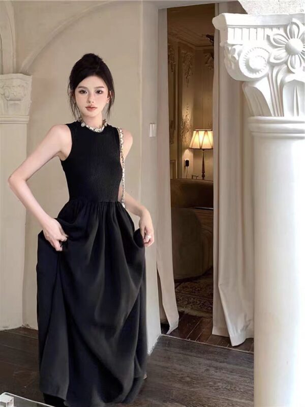 Black sleeveless french retro temperament hepburn dress | 8011 - Image 3