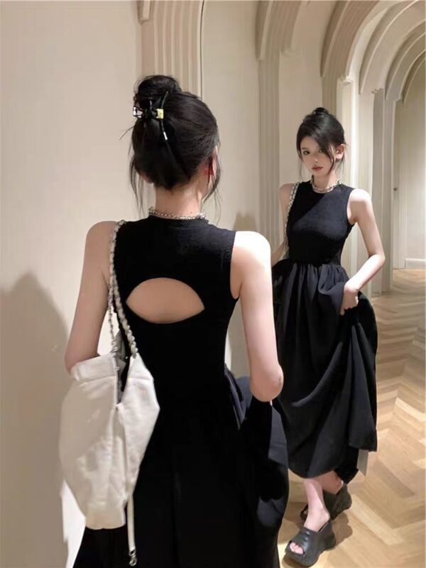 Black sleeveless french retro temperament hepburn dress | 8011